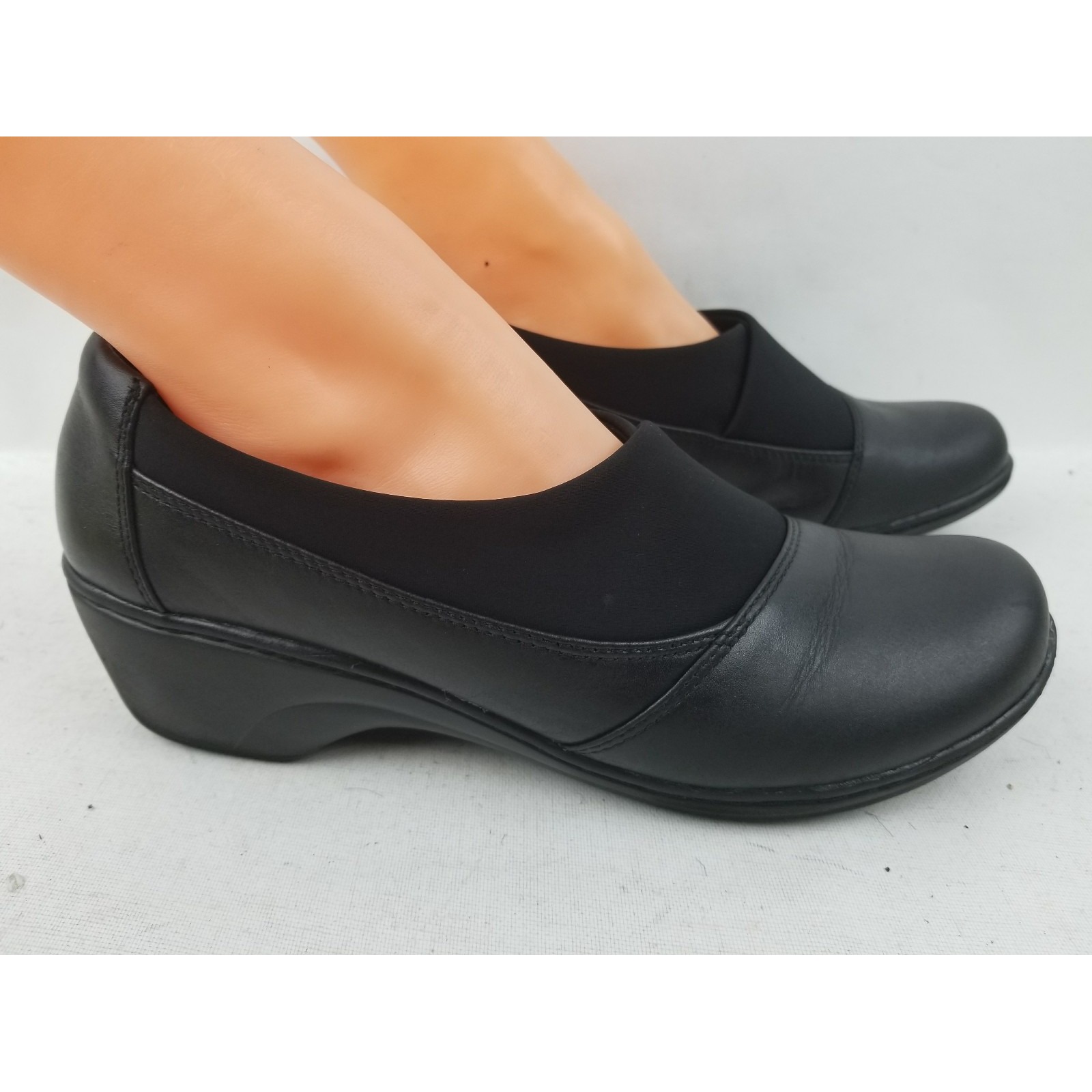 Womens Clarks Collection Cushion Soft Comfort Black Leather Work Shoes Size 11m
